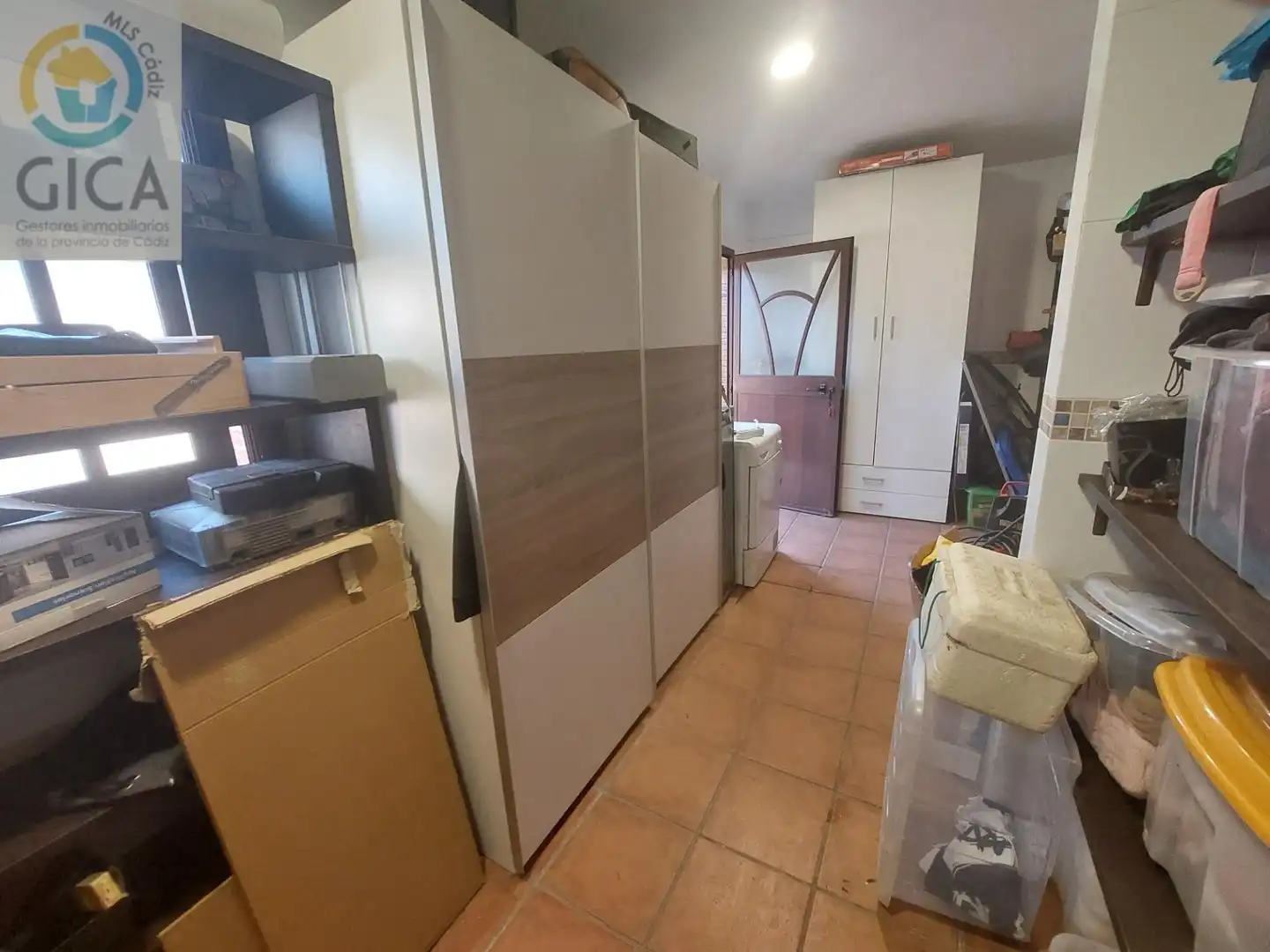 Cuina de Casa o xalet en venda en Algeciras amb Jardí privat i Traster