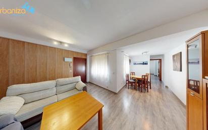 Living room of Flat for sale in Badajoz Capital  with Air Conditioner, Terrace and Balcony