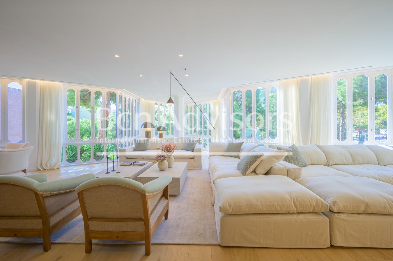 Sala de estar de Piso en venta en  Barcelona Capital con Aire acondicionado, Calefacción y Jardín privado