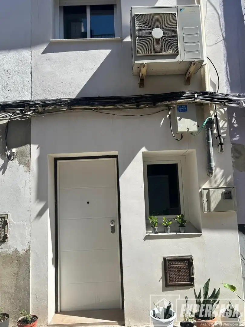 Casa adosada en venta en Sants Patrons