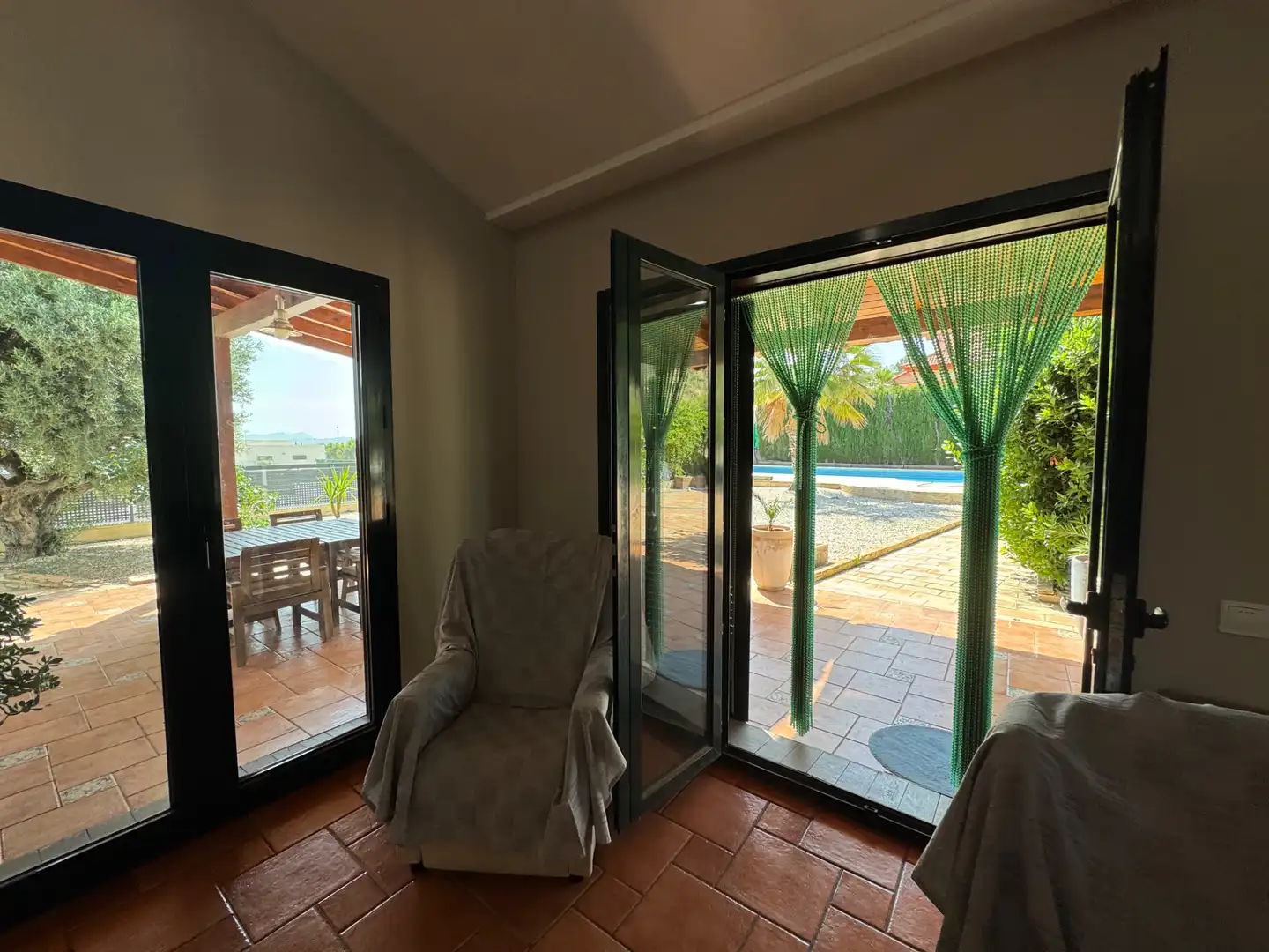 Chalet con terraza en venta en Calle Urba Coto Riñales 119, imagen 65