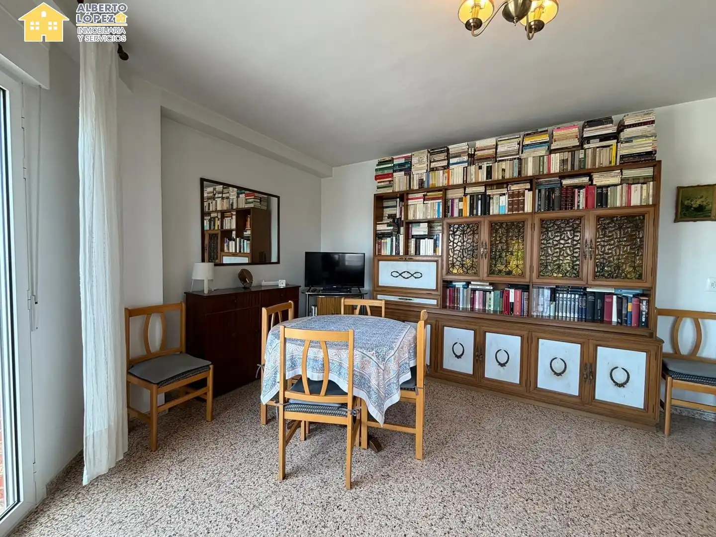 Living room of Flat for rent in Elche / Elx  with Terrace, Furnished and Balcony
