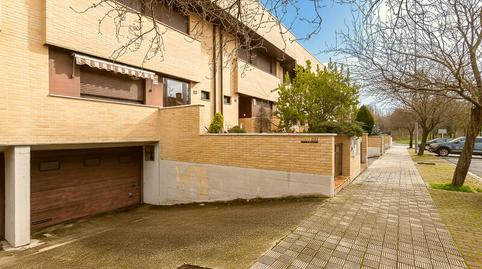 Foto 3 de Casa adosada en venta en Paseo Ibaialde, Aranguren, Navarra