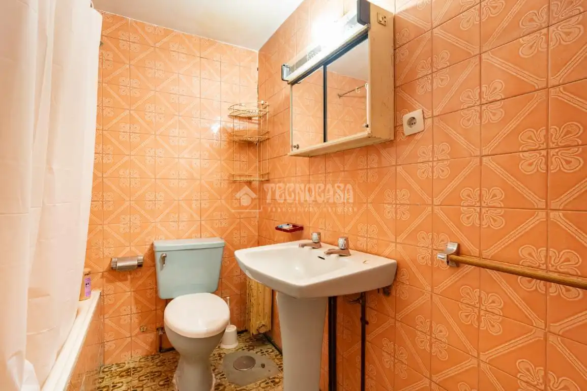 Habitación de Piso en venta en Granada