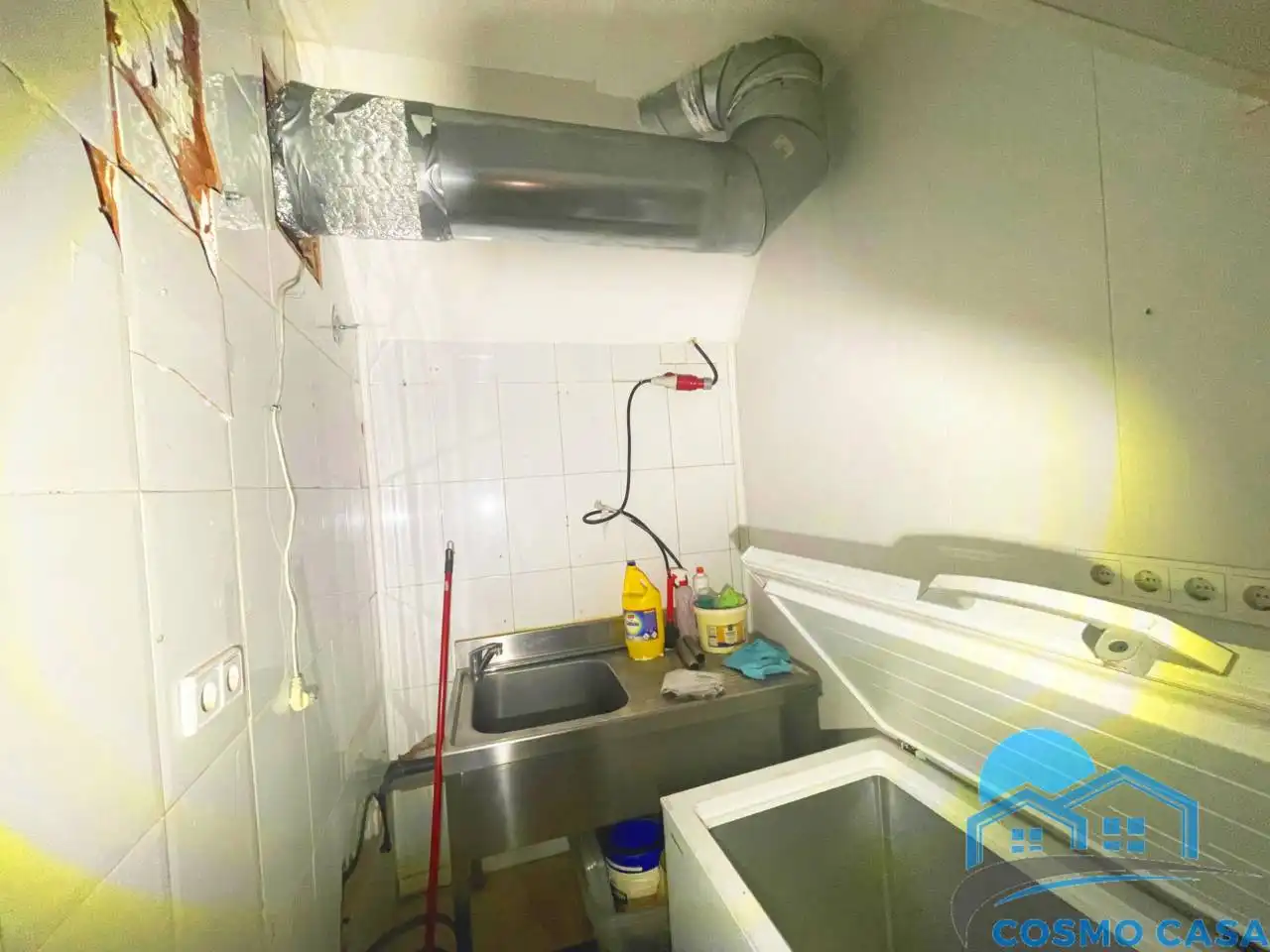 Kitchen of Commercial properties for rent in Salou  with Air Conditioner