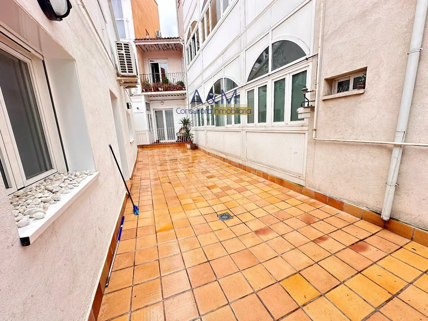 Piso de alquiler en General Almirante, Centro