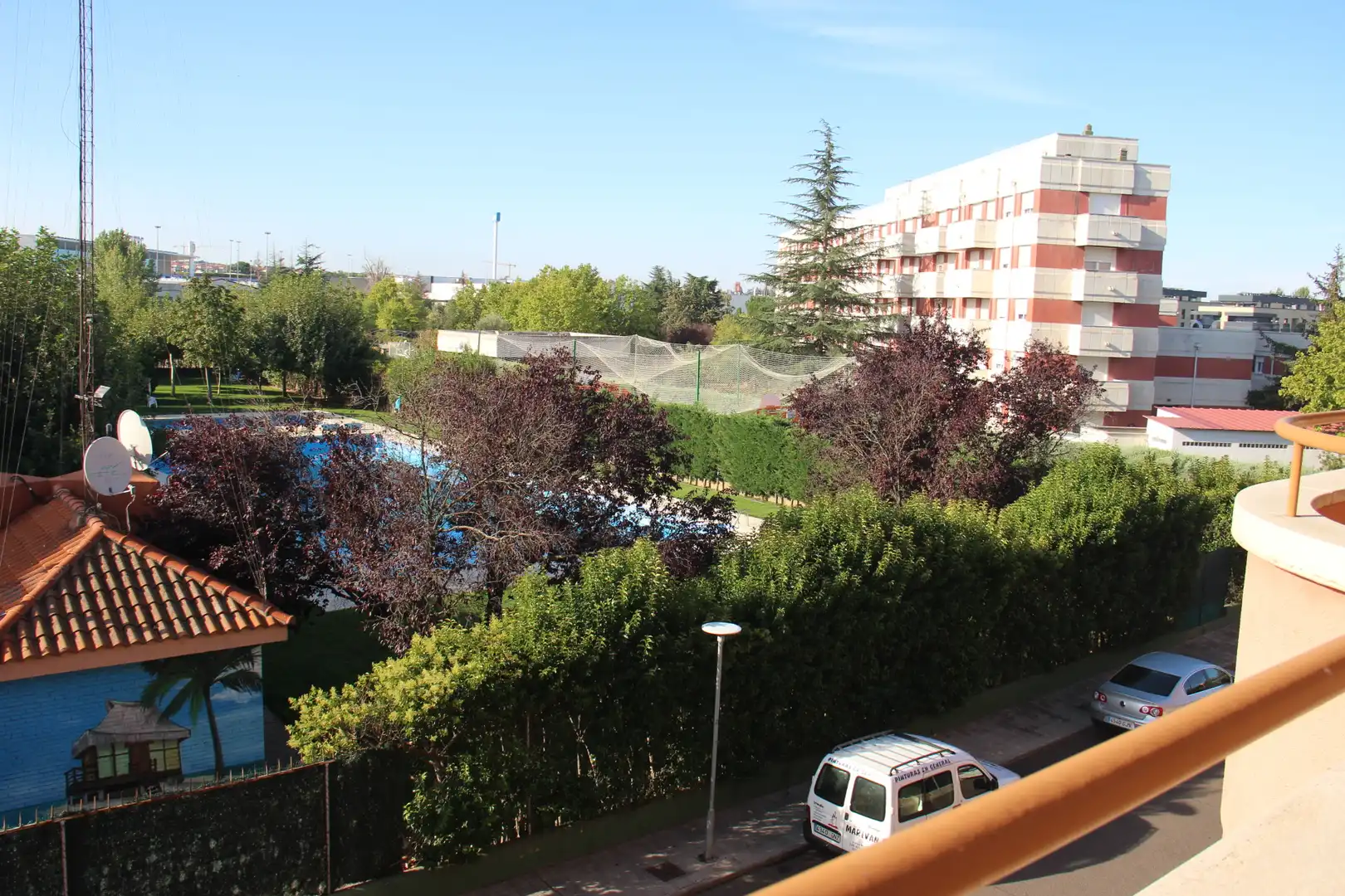 Swimming pool of Flat for sale in Santa Marta de Tormes  with Air Conditioner, Heating and Parquet flooring