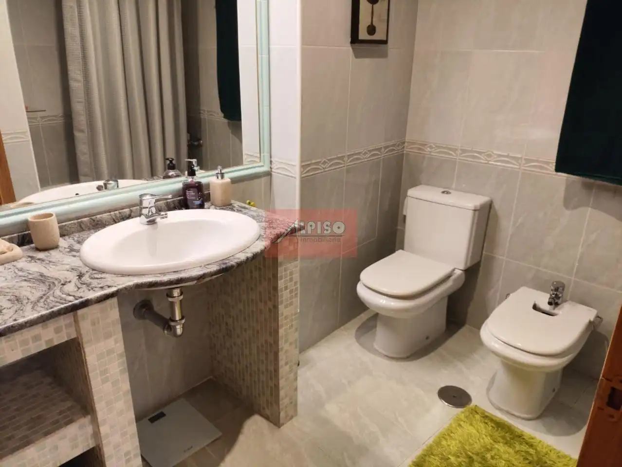 Bathroom of Duplexes for rent in Ourense Capital   with Air Conditioner, Heating and Parquet flooring