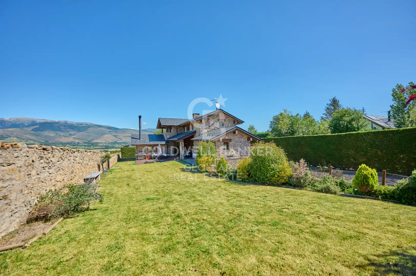 Jardí de Casa o xalet en venda en Das amb Calefacció, Jardí privat i Parquet