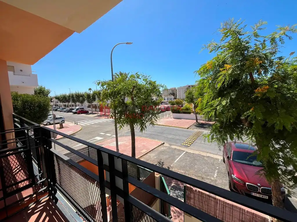 Casa adosada en venda a Calle Flamenco, La Antilla