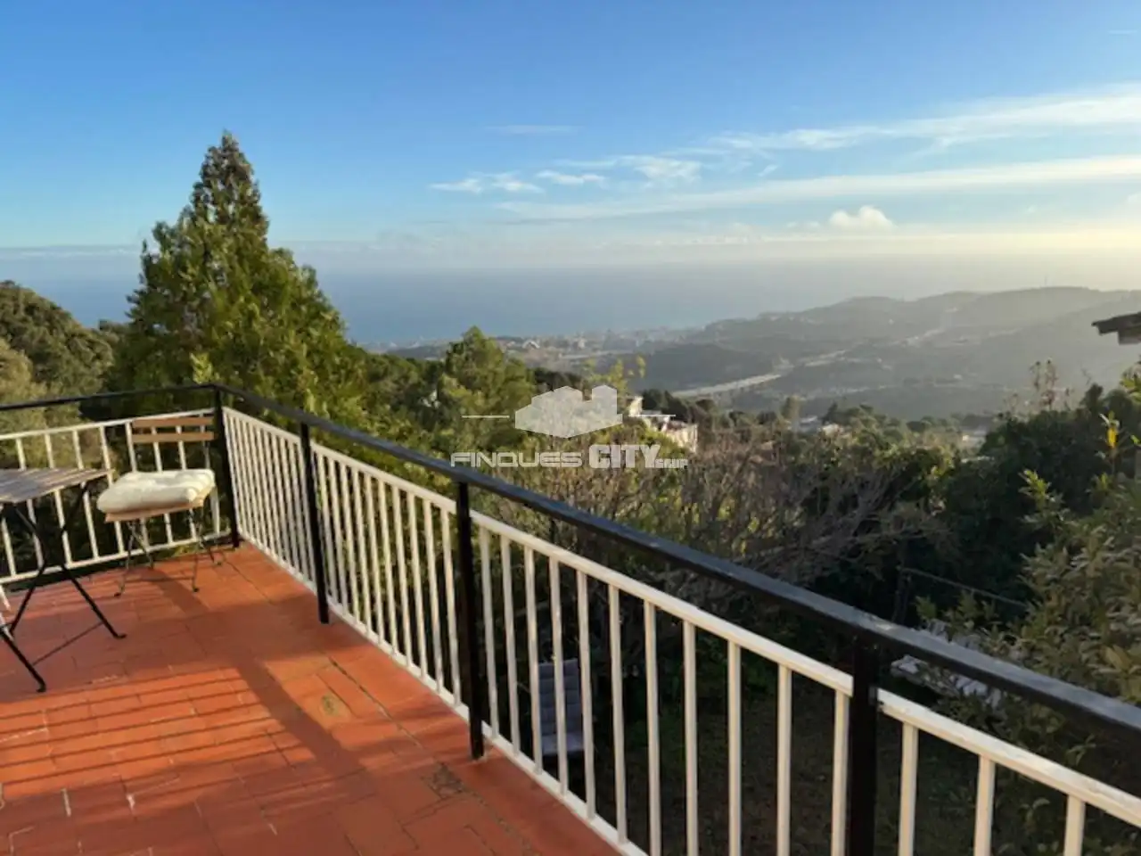 Houses for sale in Calle VILASSAR, Can Carreras - Montessol