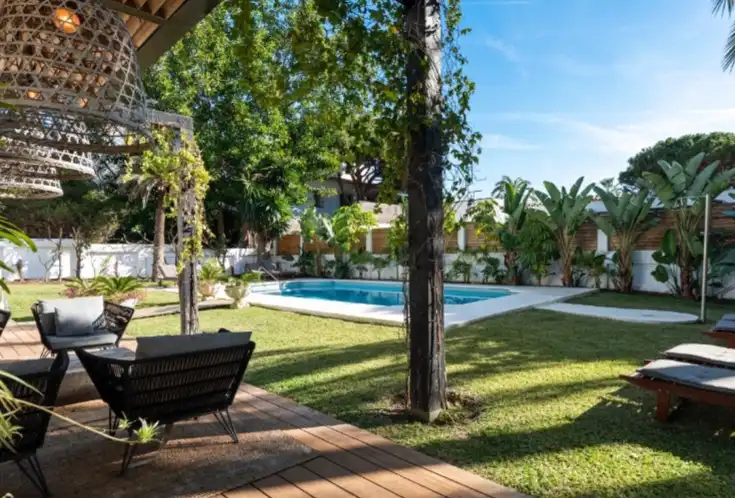 Xalet amb piscina en venda a Elviria - Cabopino
