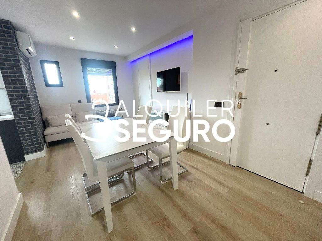 Bedroom of Flat to rent in  Madrid Capital  with Air Conditioner, Heating and Furnished