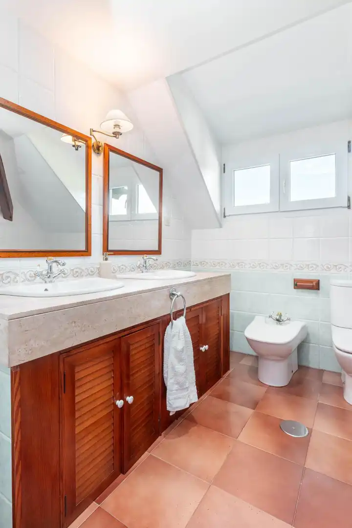 Baño de Casa o chalet en venta en Gozón con Calefacción, Jardín privado y Terraza