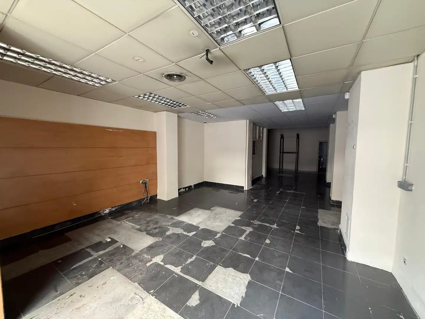 Local comercial en venta en Centre, imagen 4