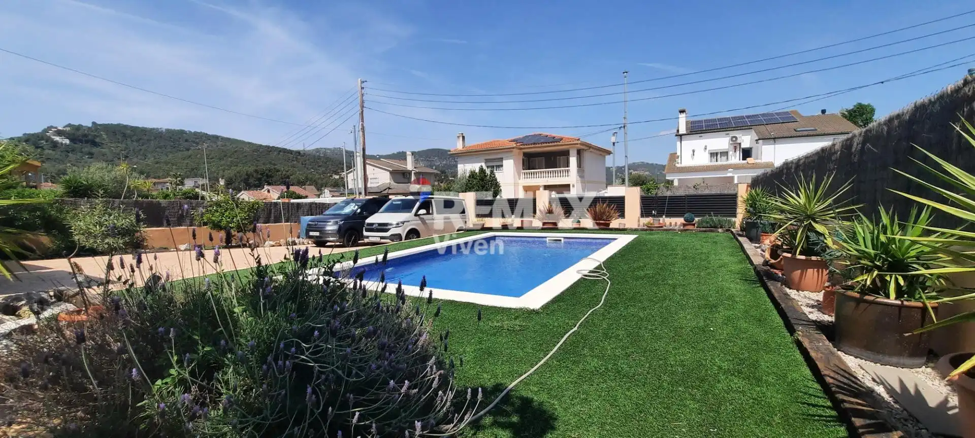 Piscina de Casa o chalet en venta en Canyelles con Aire acondicionado, Calefacción y Jardín privado