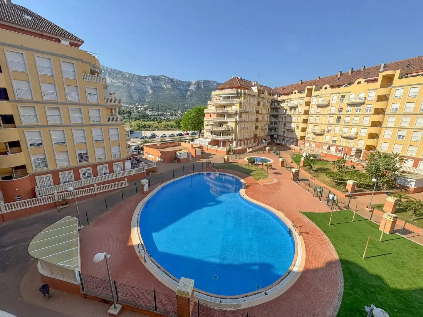 Vista exterior de Apartament en venda en Dénia