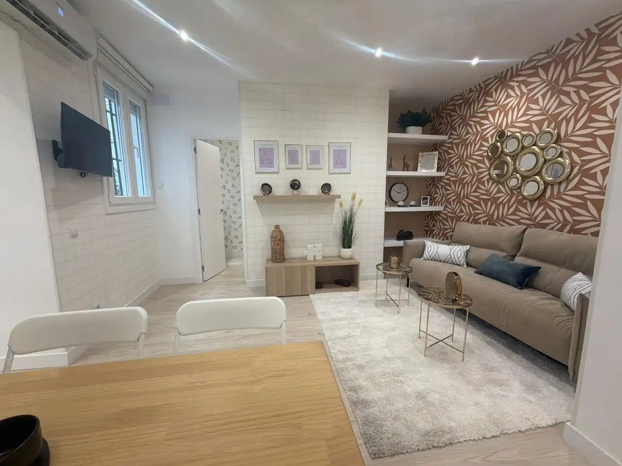 Sala de estar de Planta baja en venta en  Madrid Capital con Amueblado