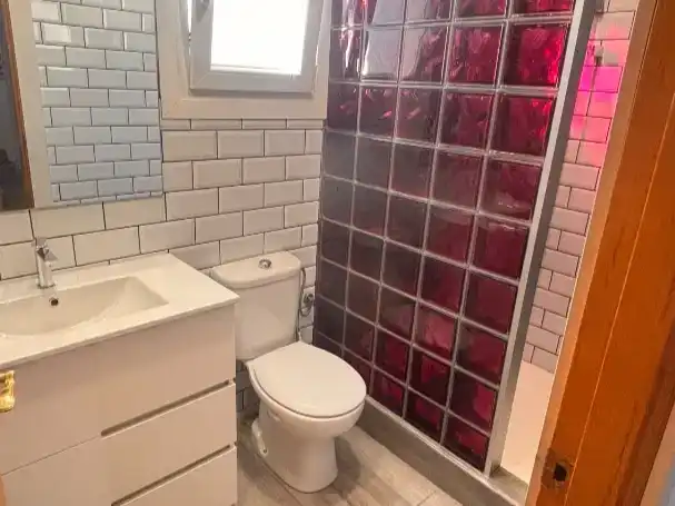 Badezimmer von Maisonette zum Verkauf in Badajoz mit Klimaanlage, Parkett und Abstellraum