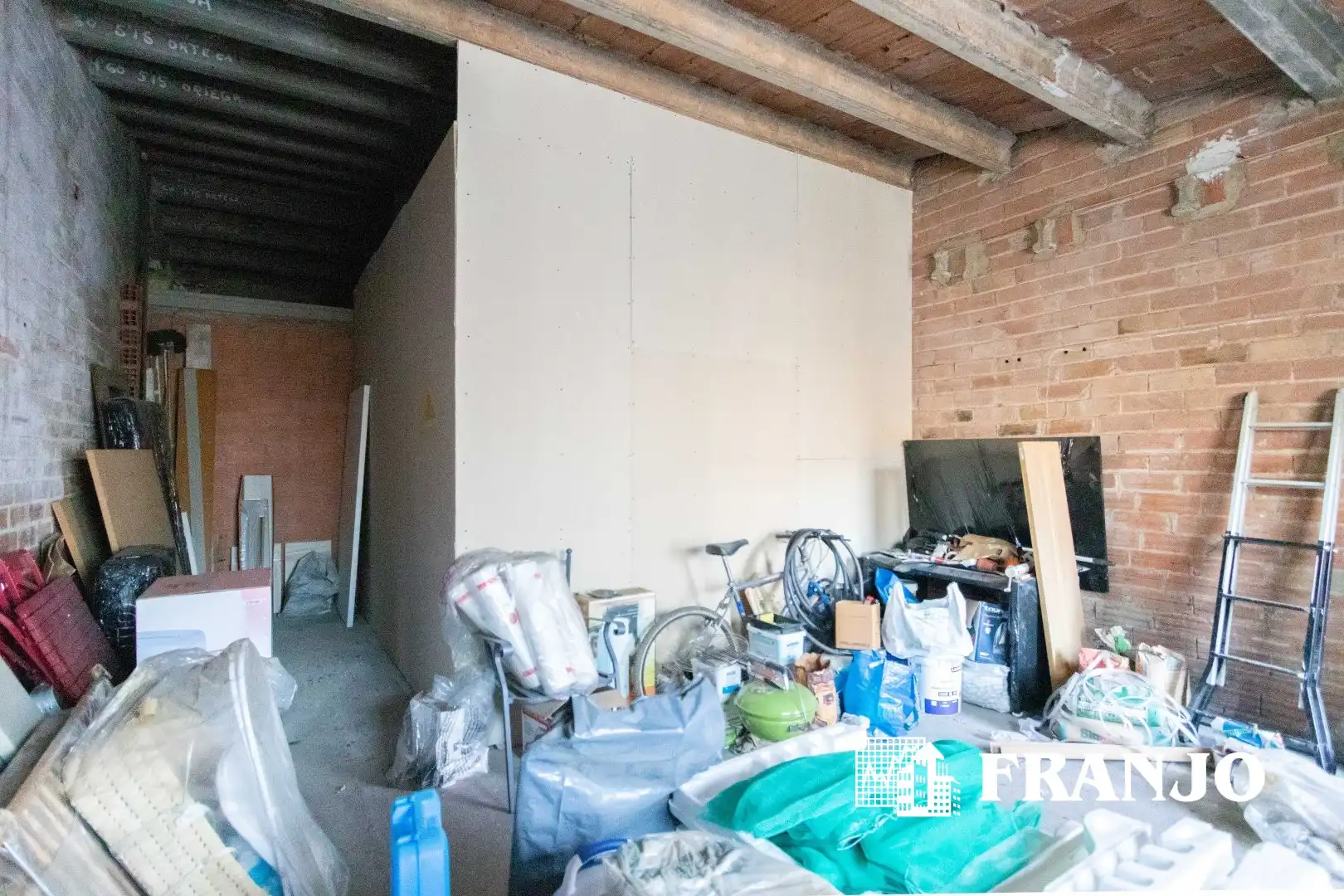 Casa adosada en venda en Sabadell amb Aire condicionat, Calefacció i Jardí privat