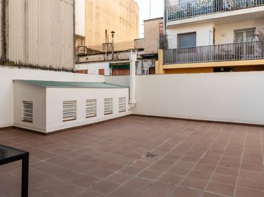 Wohnung mit Balkon zum Verkauf in Calle de les Escoles