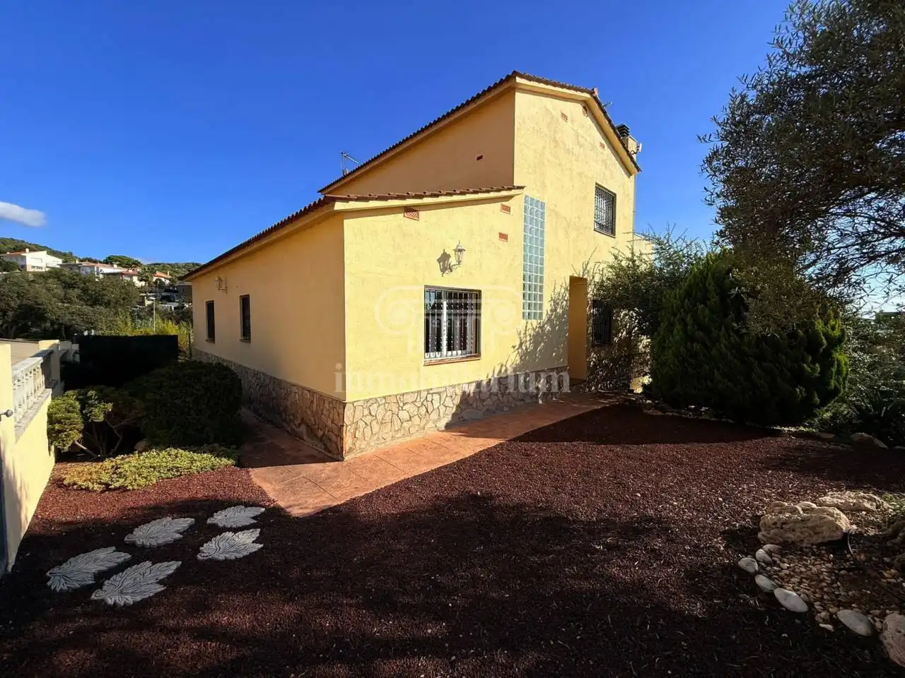 Vista exterior de Casa o xalet en venda en Lloret de Mar amb Calefacció, Jardí privat i Terrassa