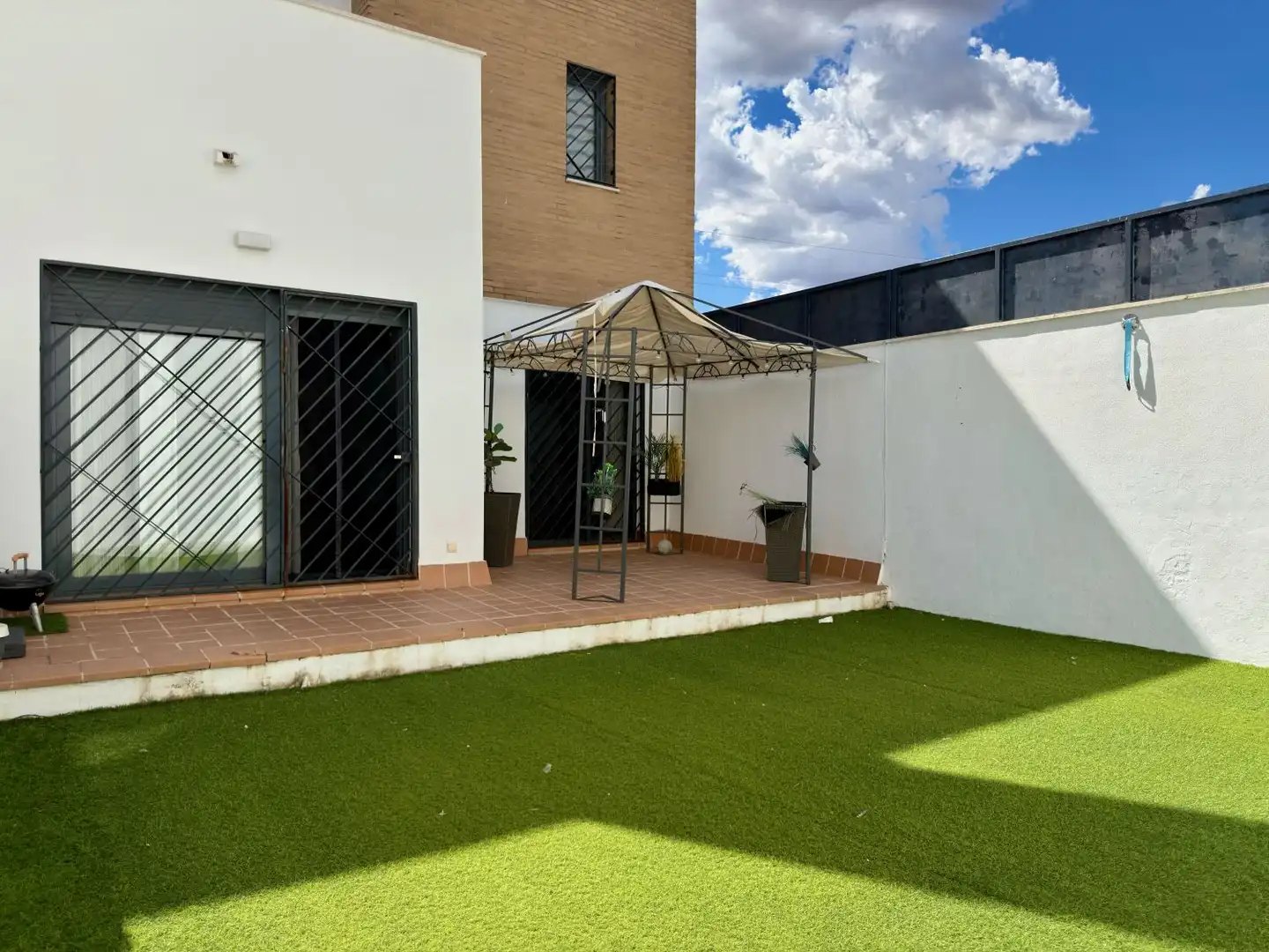 Terrassa de Casa o xalet en venda en Guillena amb Aire condicionat, Calefacció i Terrassa