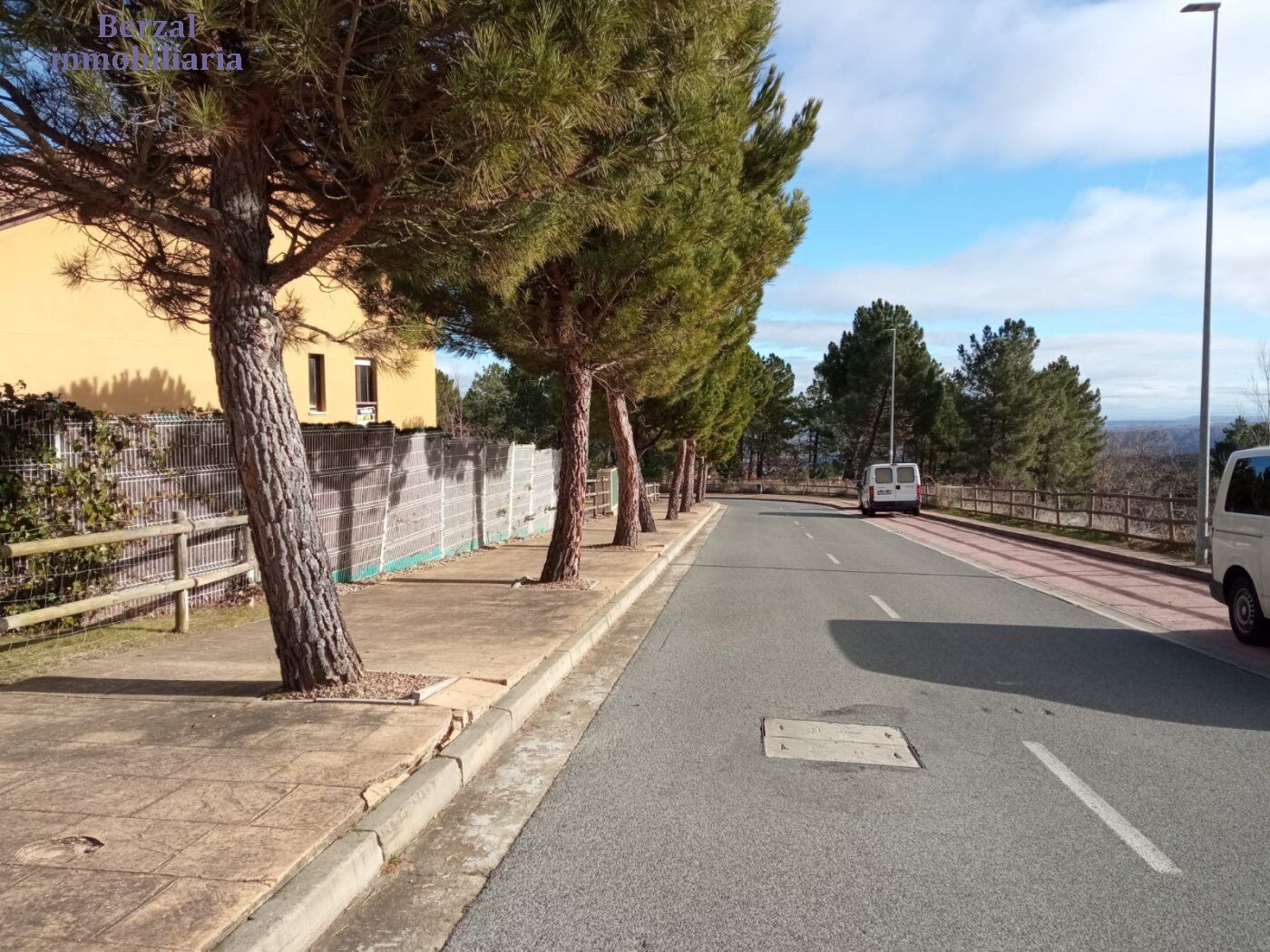 Vista exterior de Piso en venta en Sojuela con Calefacción, Jardín privado y Terraza