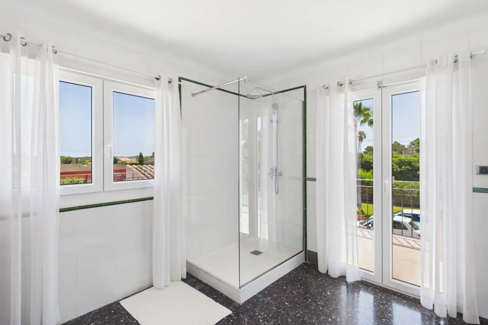 Baño de Finca rústica en venta en Muro con Aire acondicionado, Terraza y Amueblado