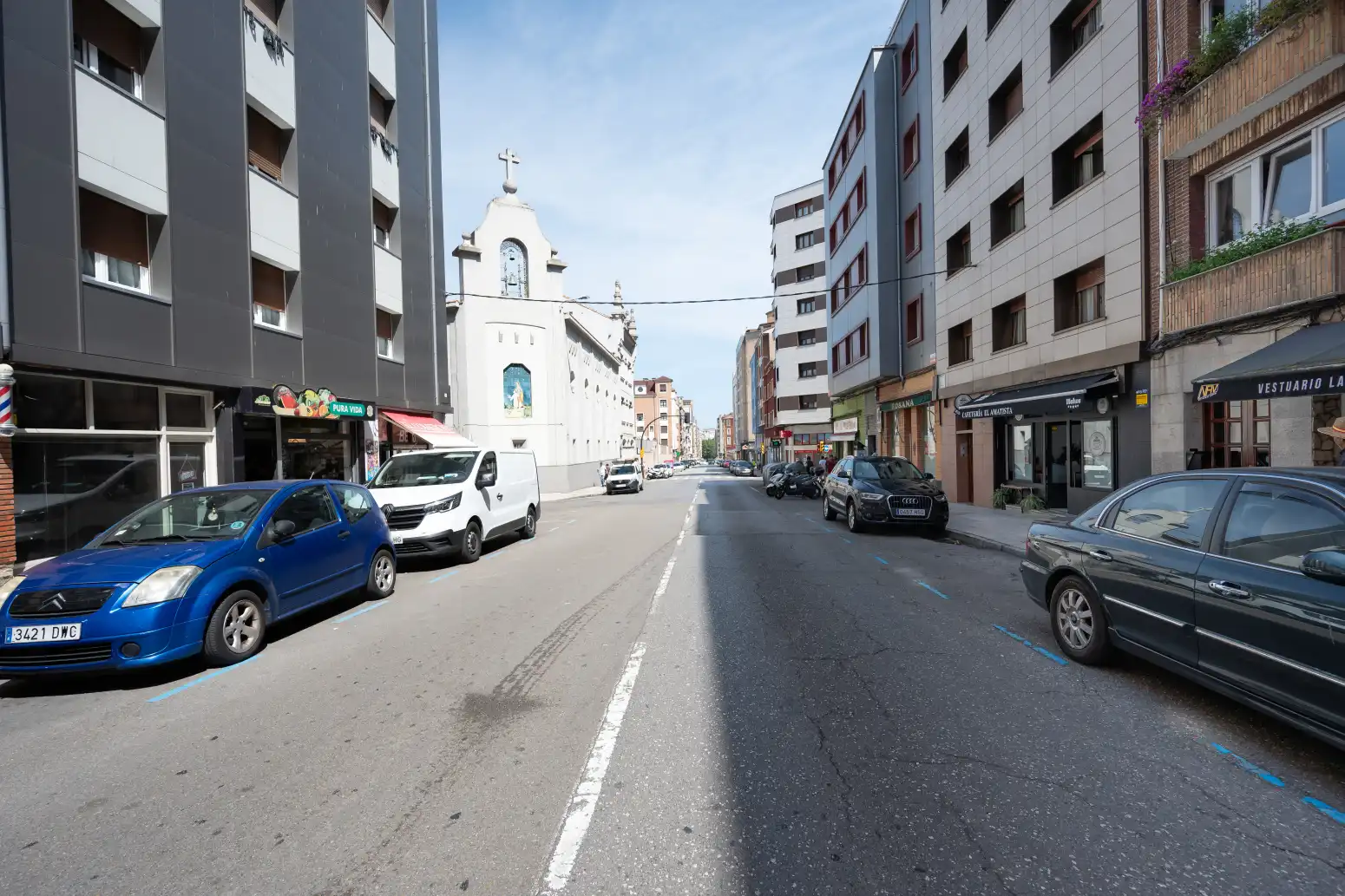 Vista exterior de Piso en venta en Gijón  con Calefacción y Amueblado