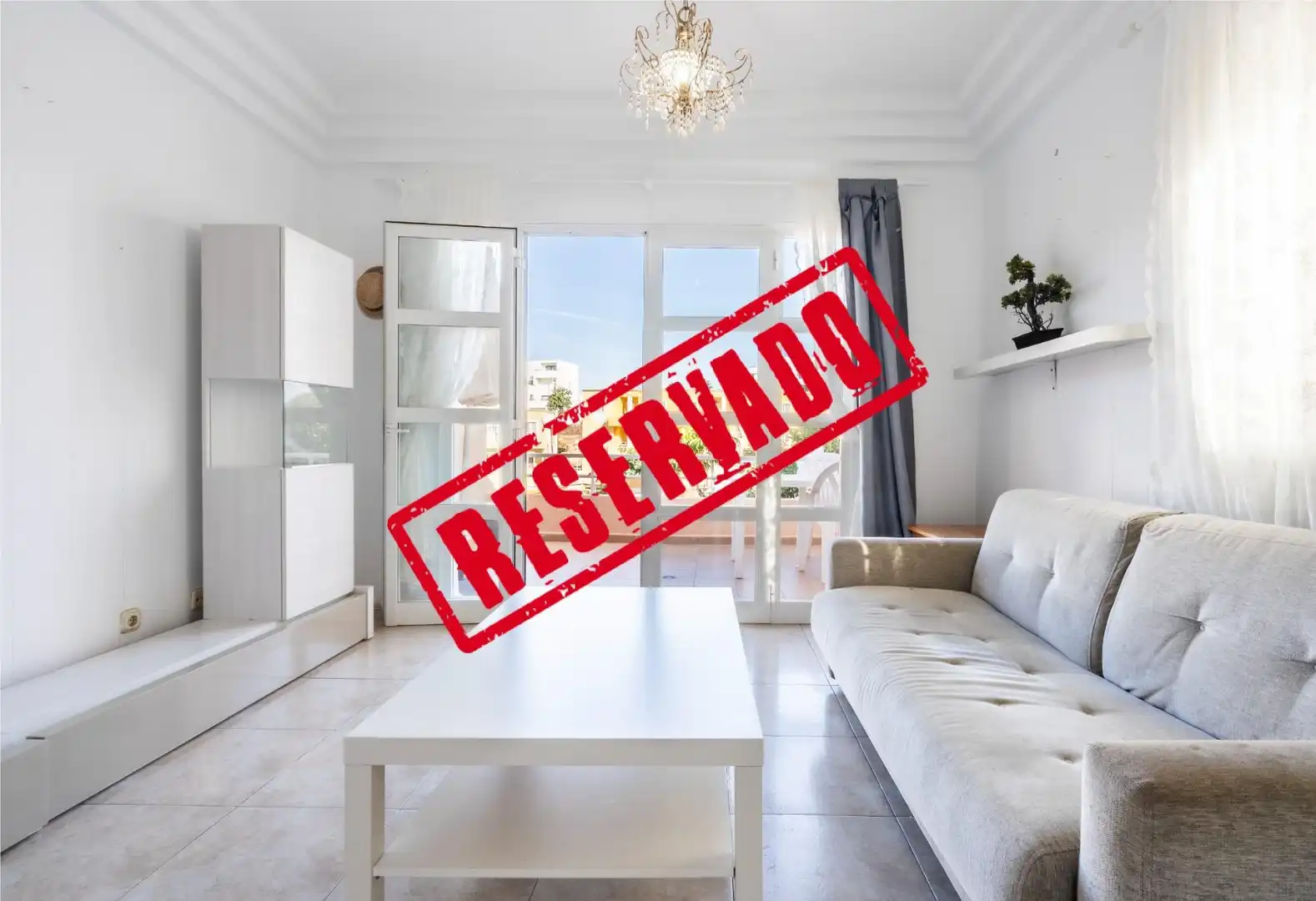 Schlafzimmer von Wohnungen zum Verkauf in Adeje mit Privatgarten, Terrasse und Balkon