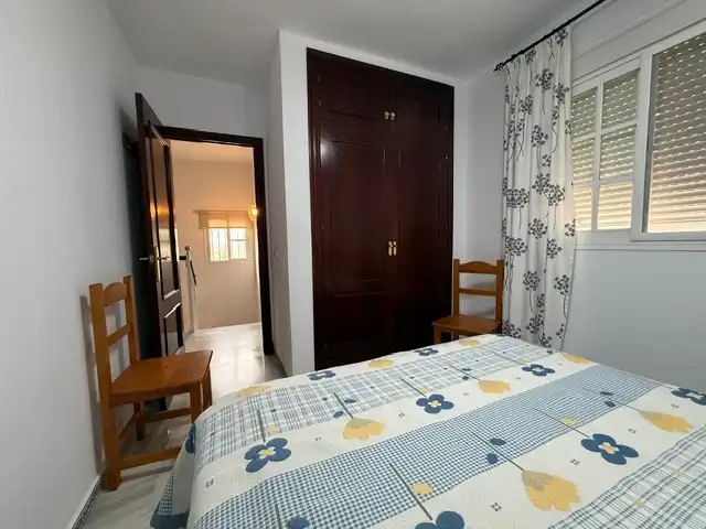 Dormitori de Casa o xalet en venda en Chiclana de la Frontera amb Aire condicionat, Terrassa i Moblat