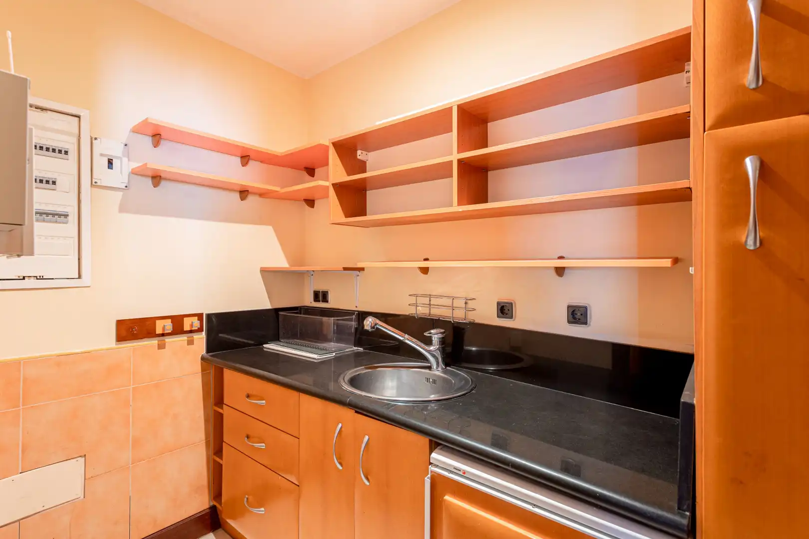Kitchen of Commercial properties for sale in Marbella  with Air Conditioner and Furnished