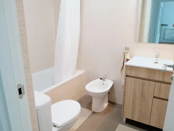 Bathroom of Flat for rent in Miengo  with Heating, Private garden and Parquet flooring