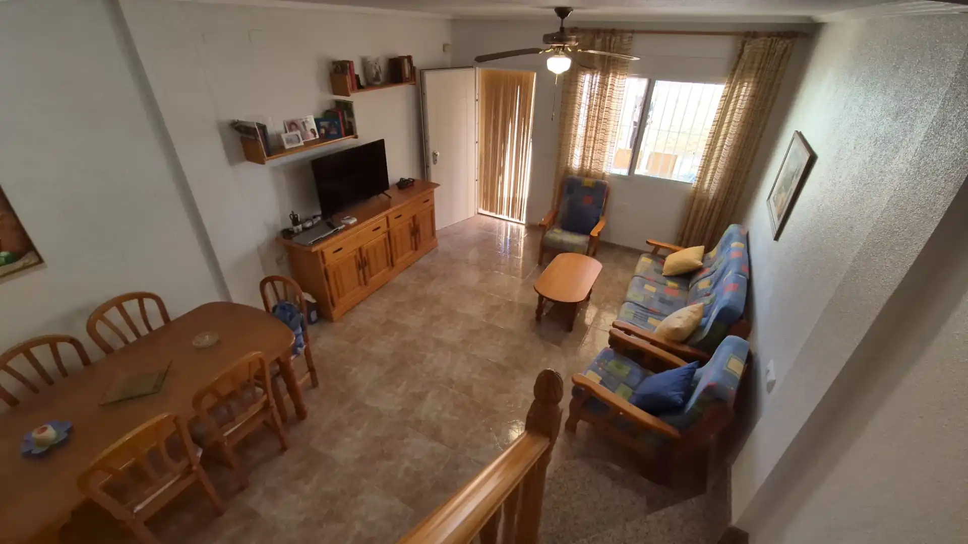 Sala de estar de Casa adosada en venta en Pilar de la Horadada con Aire acondicionado, Terraza y Amueblado