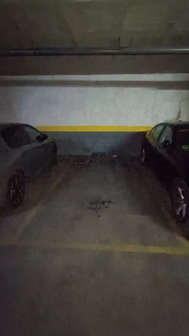 Einzelparkplatz zur Miete in Carrer de Bordeus 15, imagen 2
