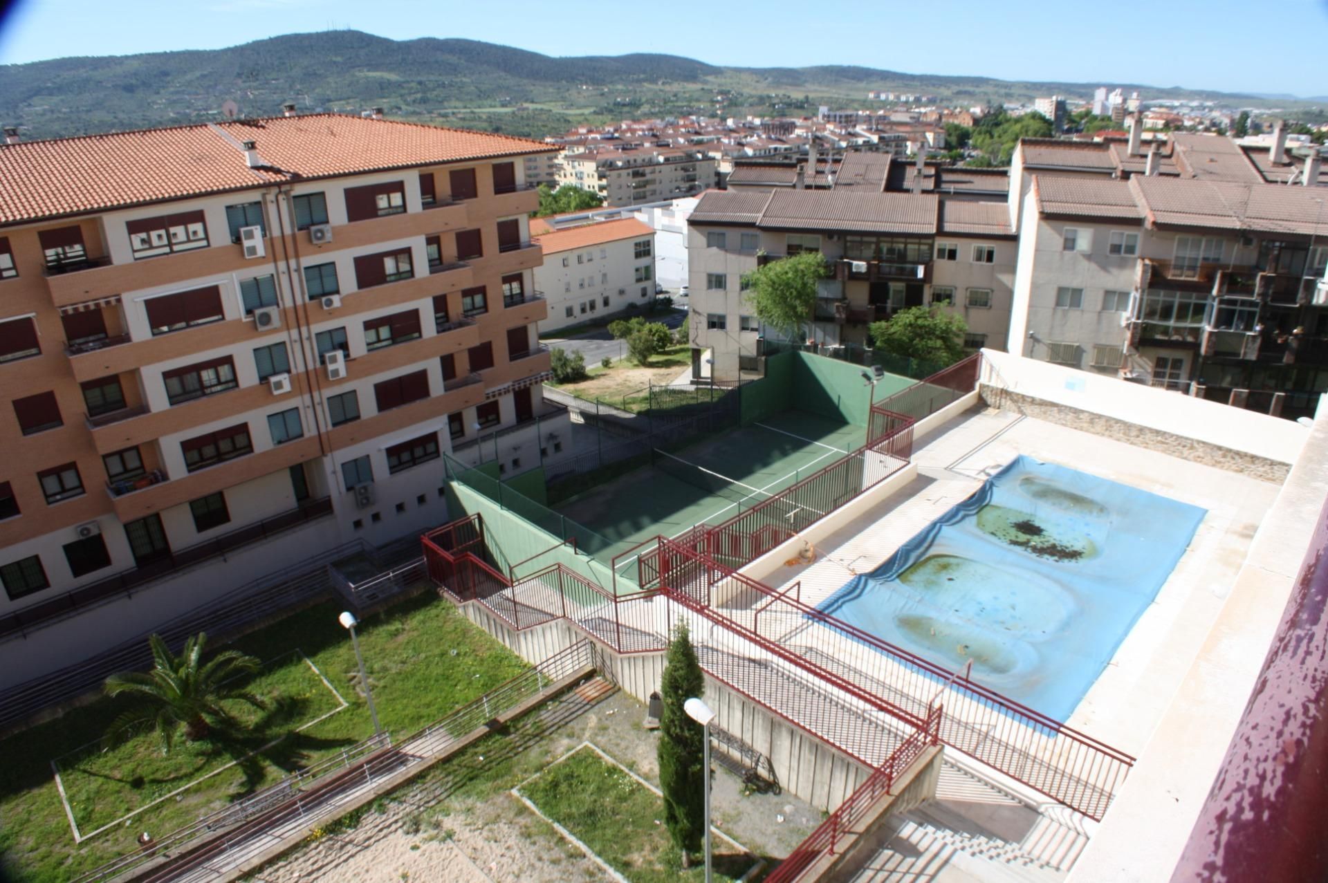 Swimming pool of Flat to rent in Plasencia  with Air Conditioner, Heating and Terrace