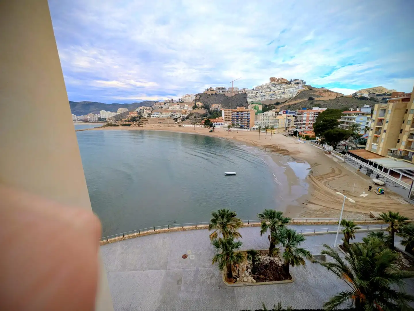 Apartment with terrace for sale in El Faro