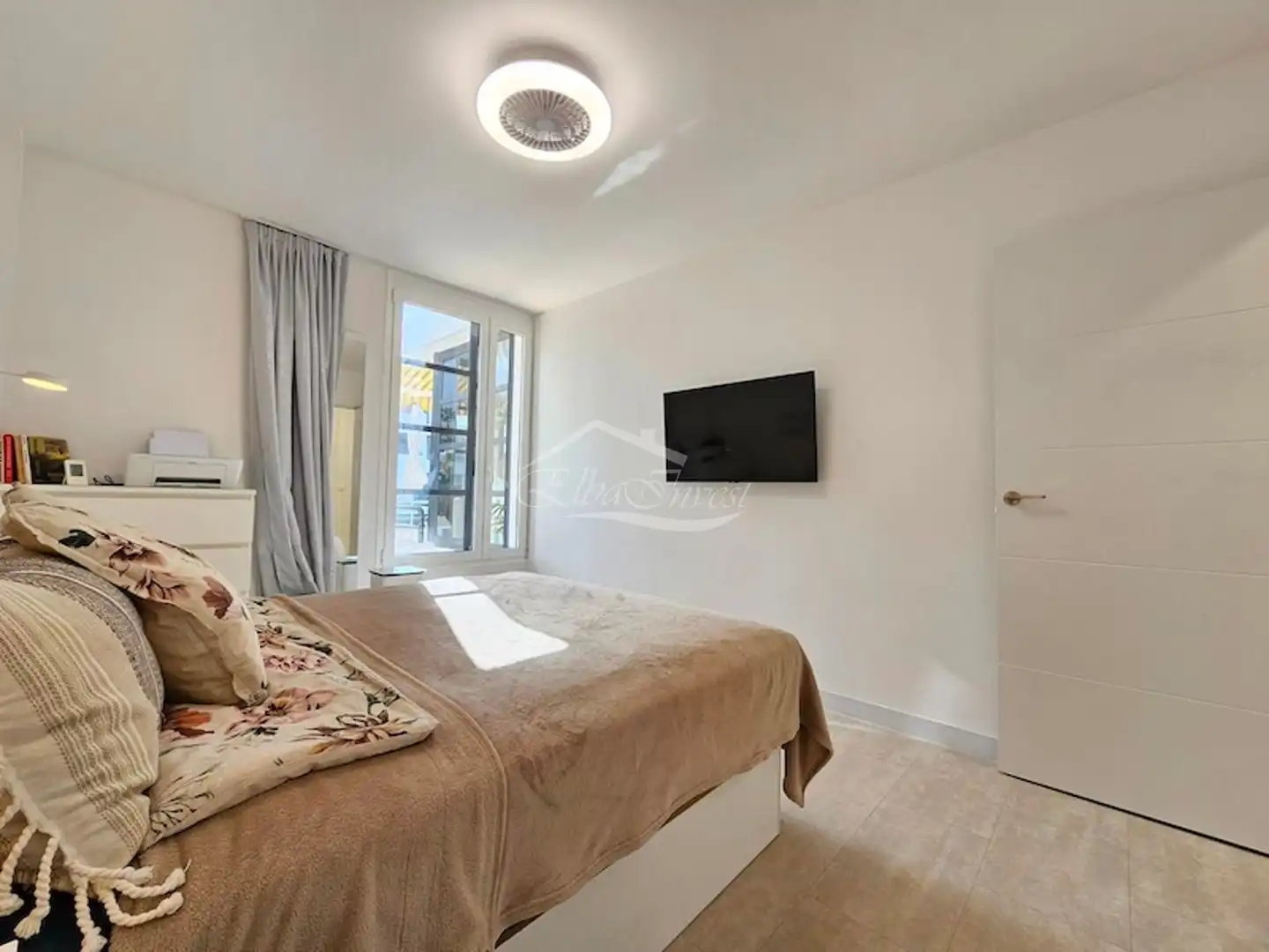Habitación de Piso en venta en Arona con Aire acondicionado, Terraza y Piscina