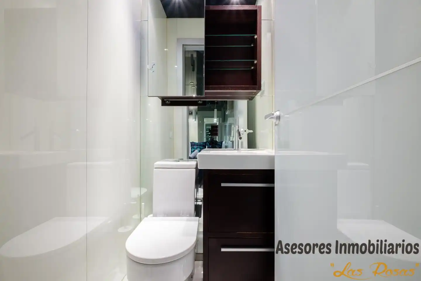 Baño de Planta baja en venta en Madrid con Aire acondicionado y Calefacción