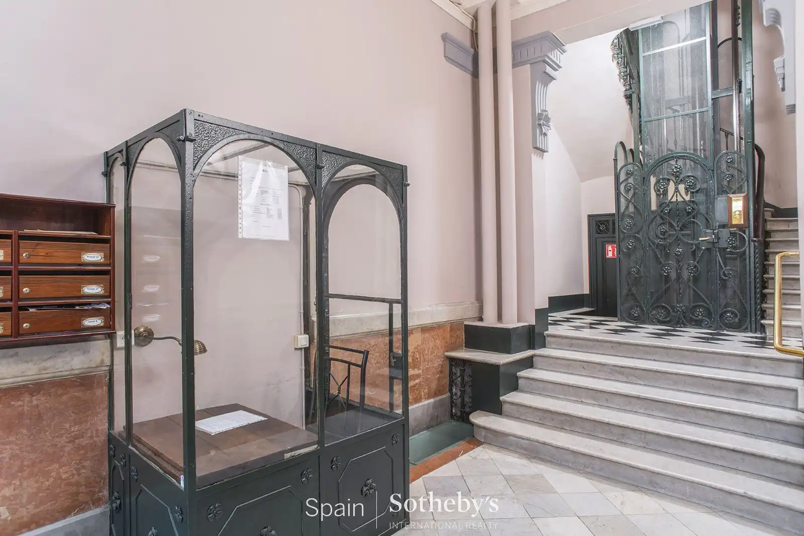 Mini appartamento con ascensore in vendita a Eixample, imagen 28