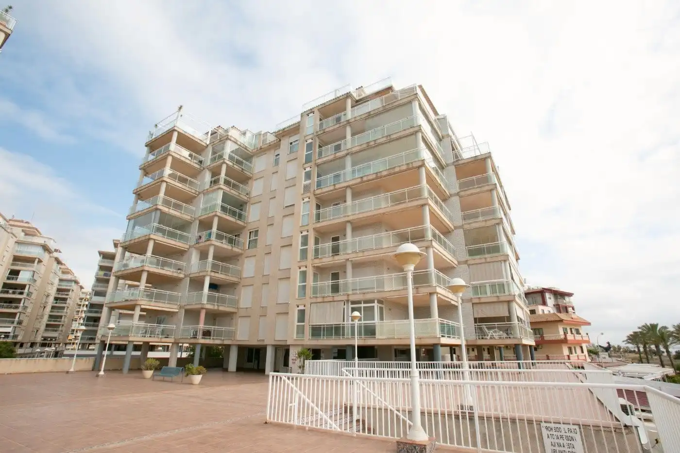 Appartement compact avec piscine à vendre à Playa Norte