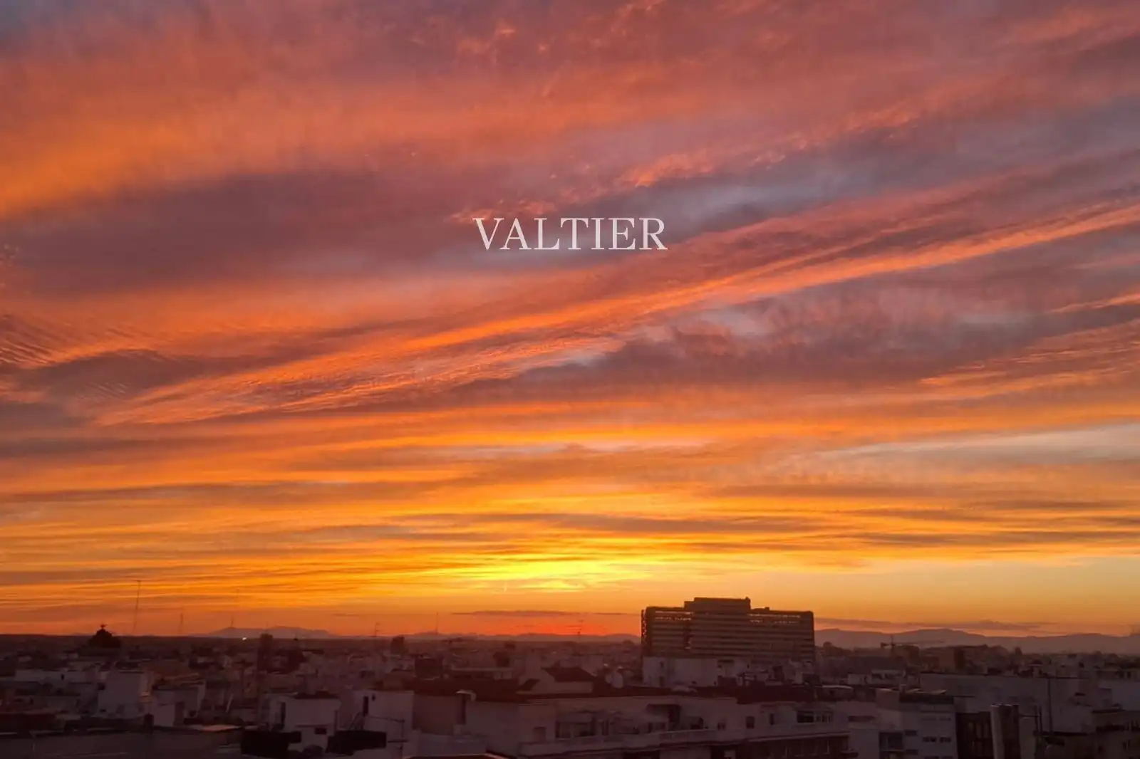 Vista exterior de Piso en venta en Madrid con Aire acondicionado y Amueblado