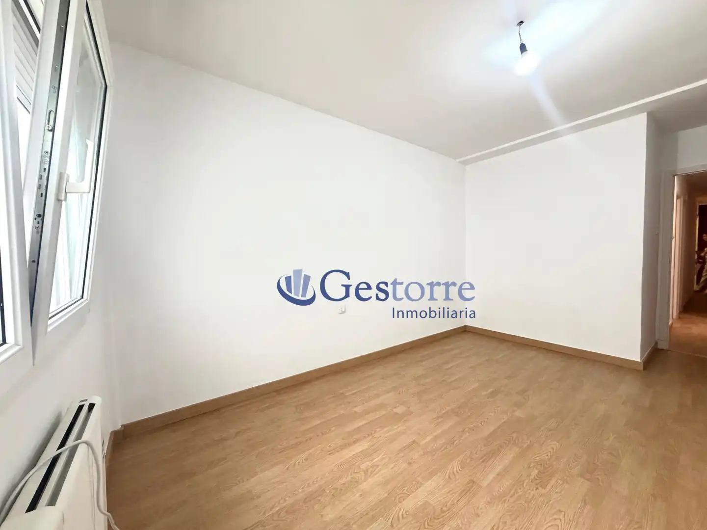 Flat for rent in Oviedo - CL VICTOR HEVIA, Vallobín