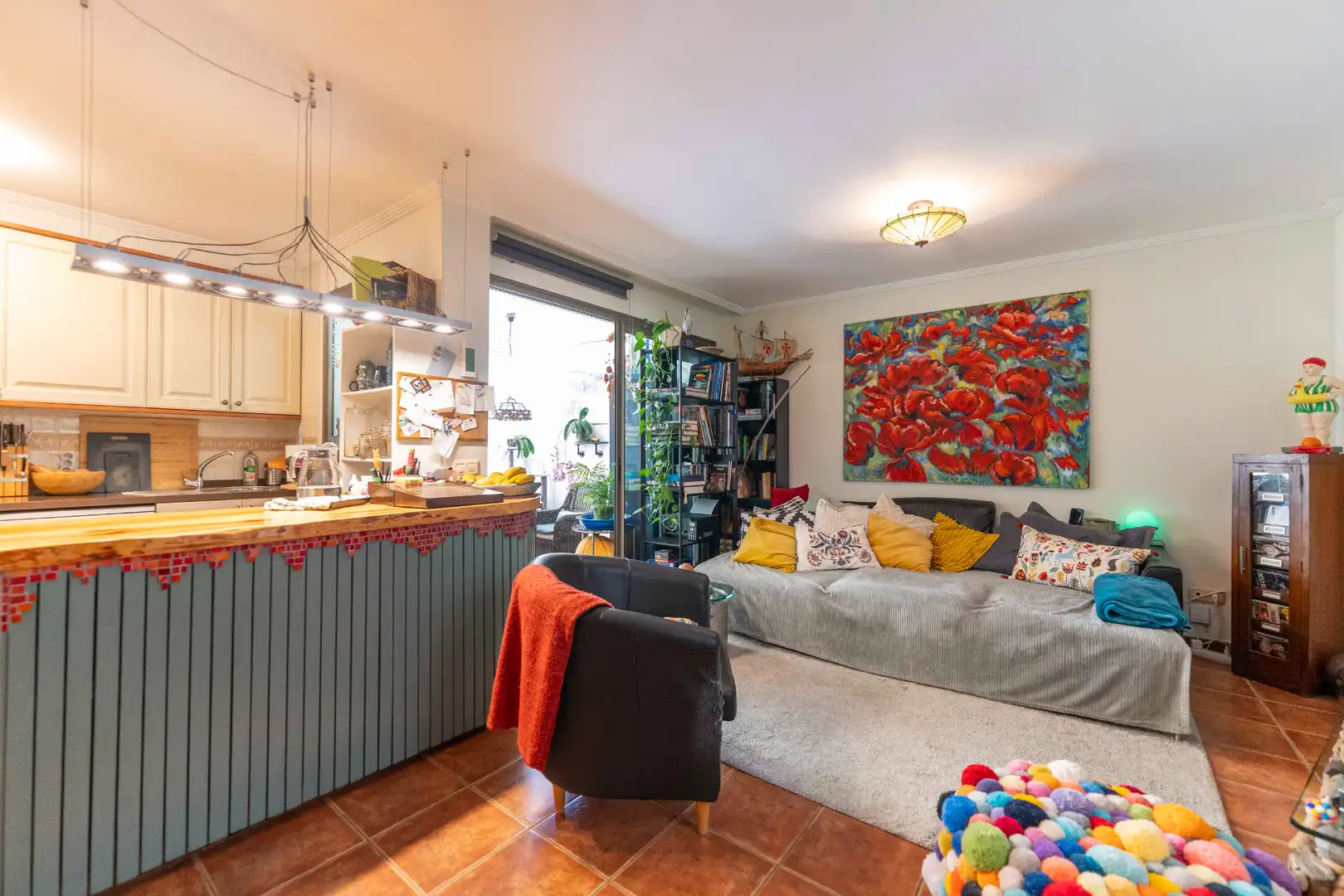 Sala d'estar de Casa adosada en venda en Granadilla de Abona amb Aire condicionat, Terrassa i Moblat
