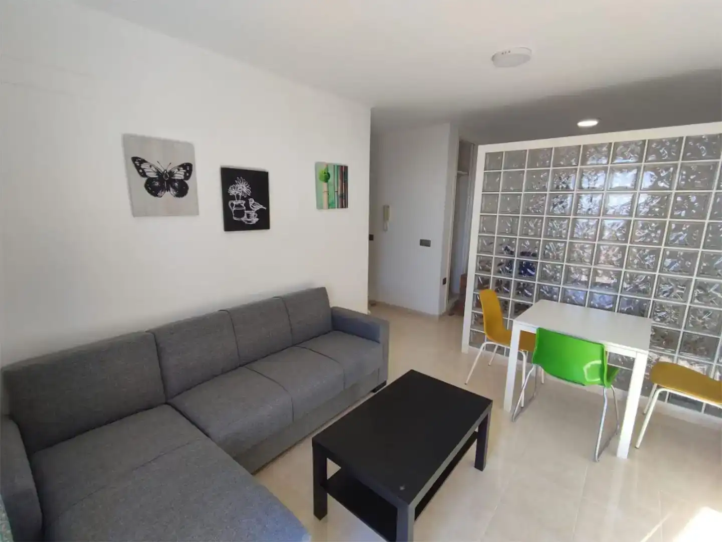 Living room of Flat for rent in Vícar  with Air Conditioner and Balcony