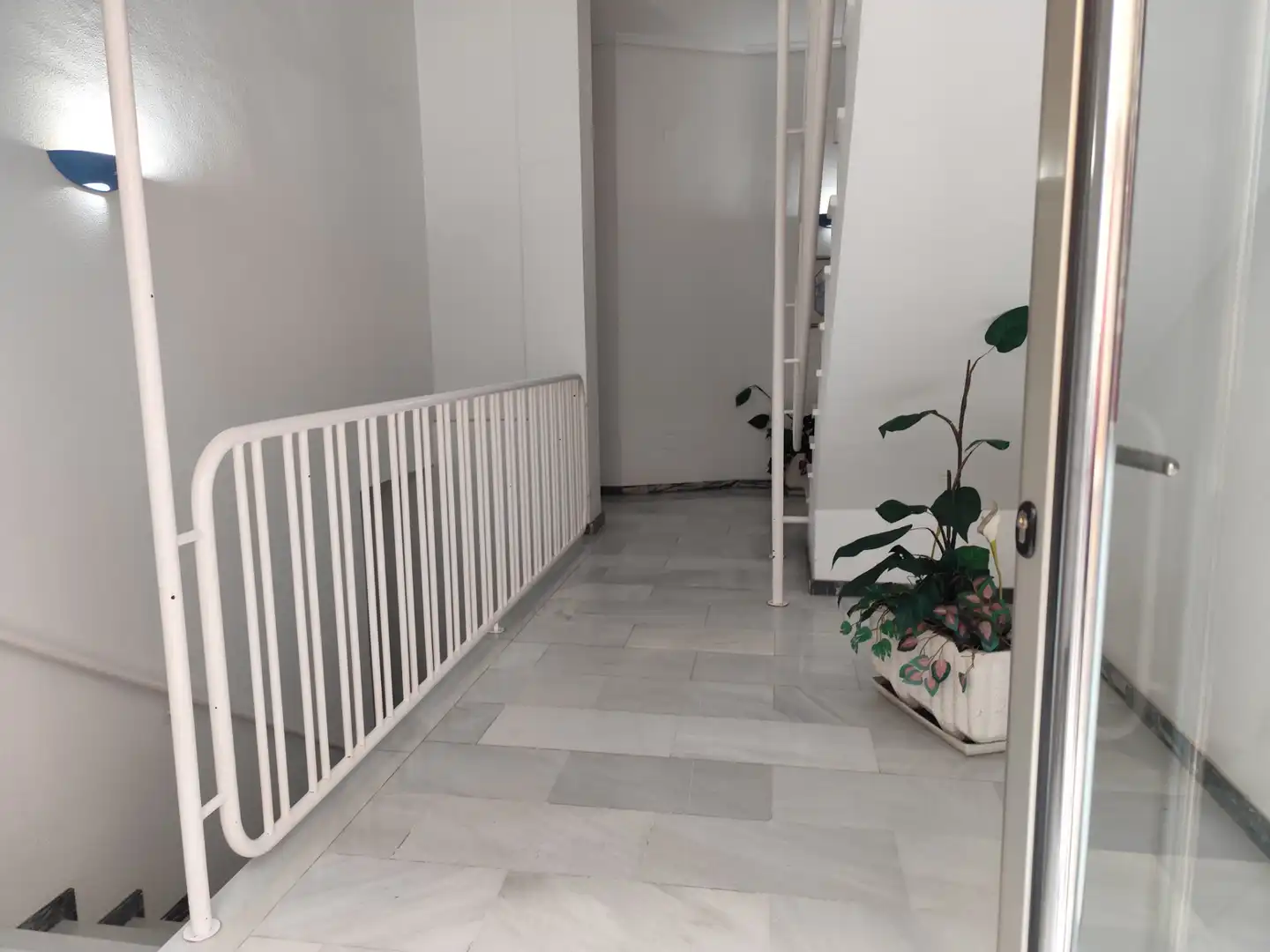 Flat with terrace for sale in Calle Juan Pelegrín Tomás 1B, imagen 2