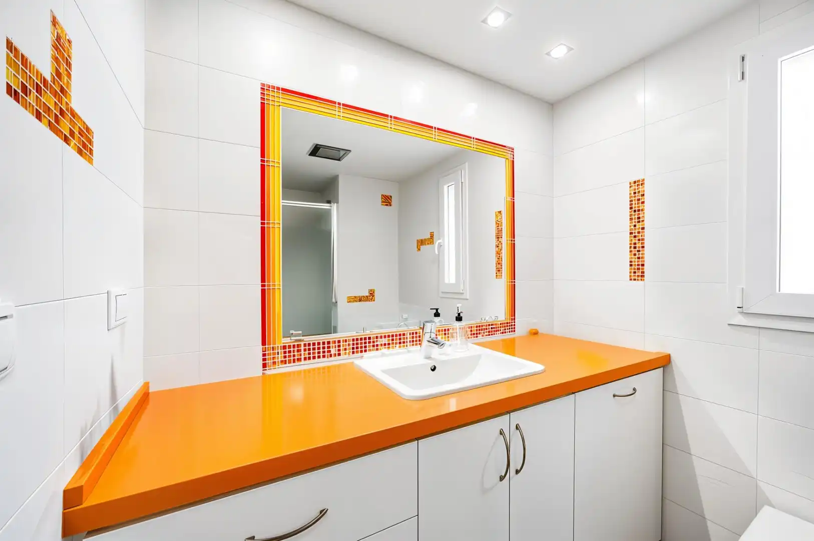 Bathroom of Flat for sale in Chiclana de la Frontera  with Air Conditioner