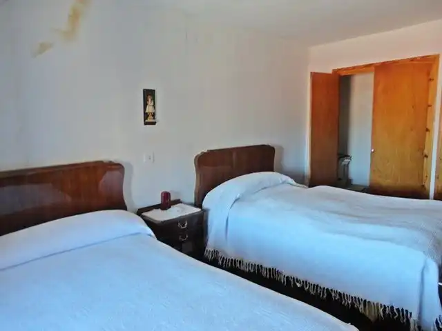 Habitación de Casa o chalet en venta en Huerta de Arriba con Calefacción, Trastero y Amueblado