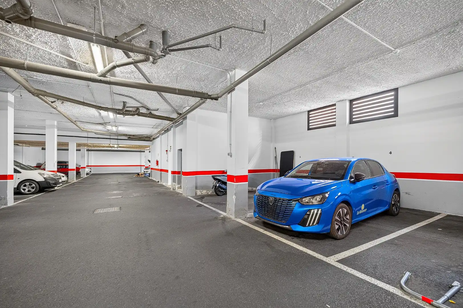 Parking de Piso en venta en Arona con Amueblado, Horno y Lavadora